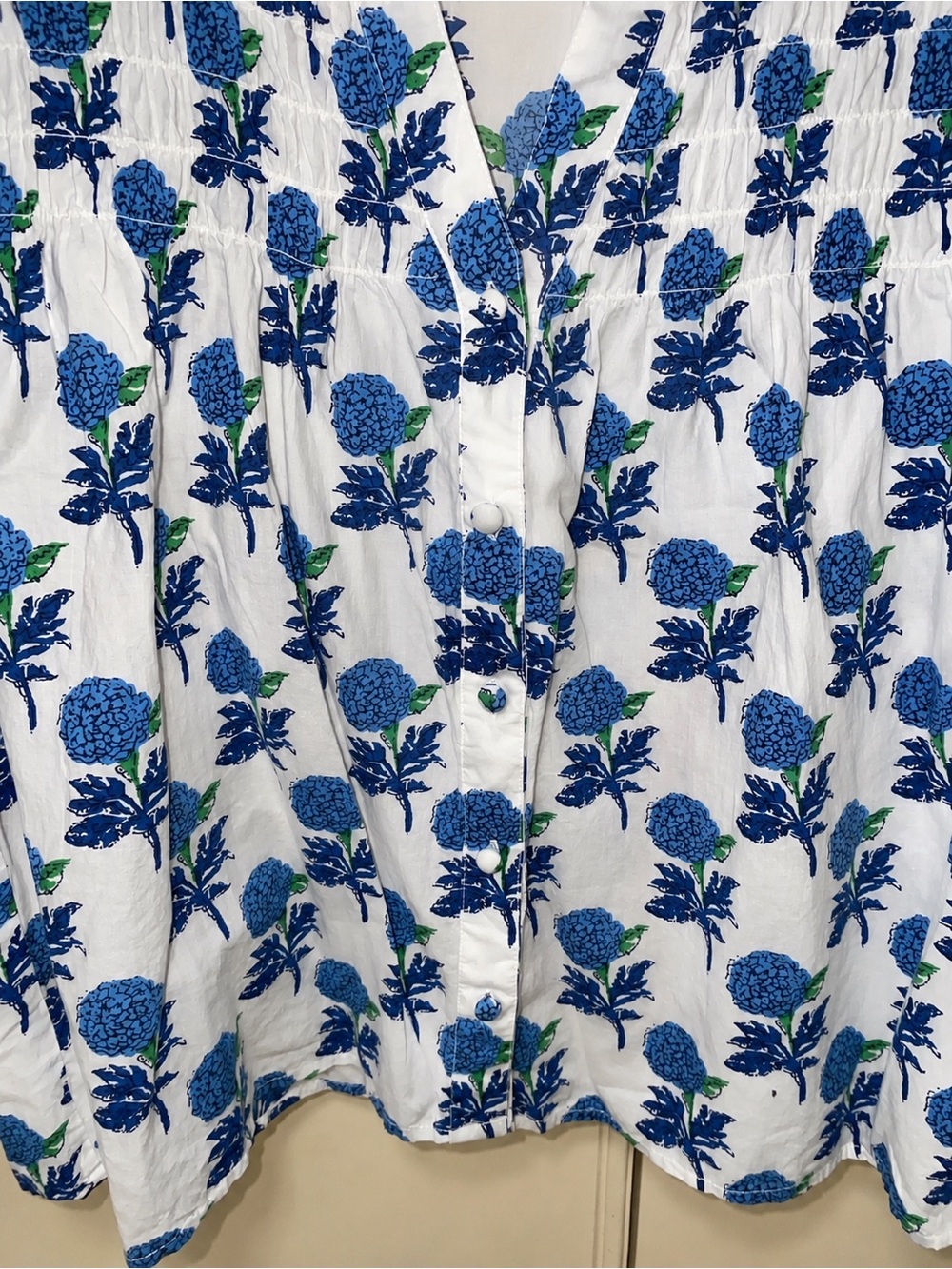 THML Cotton Hydrangea Block Print Smocked Puff Sleeve Top M - Picture 3 of 5